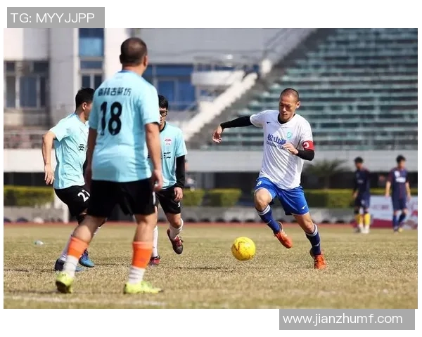 南墨尔本队与金士顿城的激烈对决展现足球魅力与团队精神