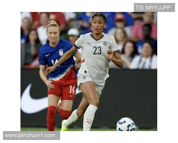 W地利女足与西班牙女足激战正酣谁将赢得这场精彩对决 W地利女足与西班牙女足激战正酣谁将赢得这场精彩对决